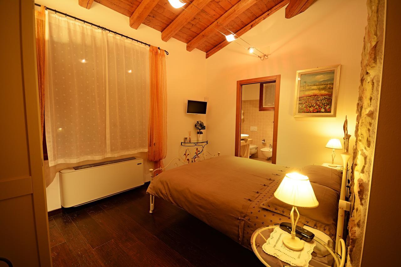 Monteveglio Locanda Gli Ulivi מראה חיצוני תמונה