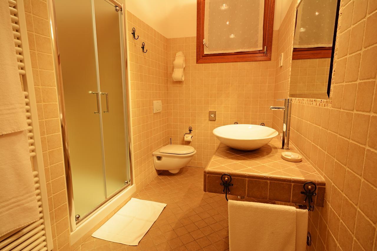 Monteveglio Locanda Gli Ulivi מראה חיצוני תמונה